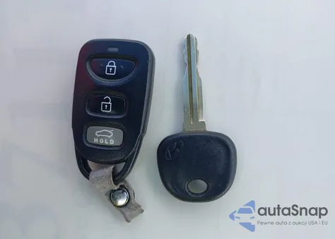 2017 Hyundai Elantra Se z USA, uszkodzony, nr VIN KMHD84LF0HU207389